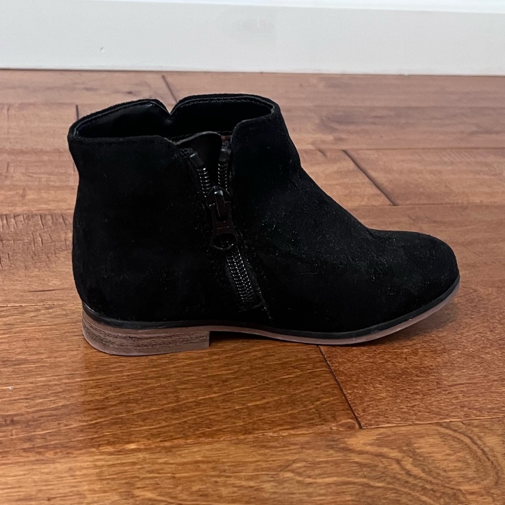 Toddler Girls Cat and Jack Opal Ankle Booties / Boots - 10 Toddler - Black - Picture 3 of 7